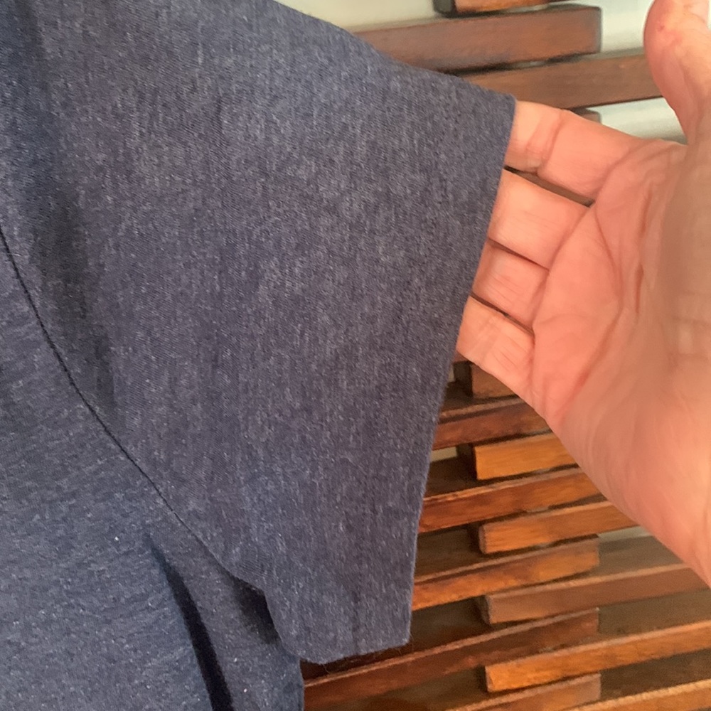 GAP tee - Picture 3 of 6
